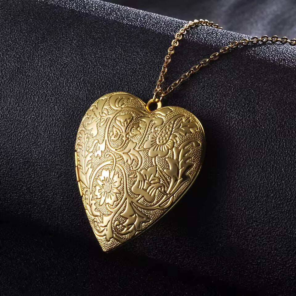 2Pcs Vintage Big Heart Photo Locket Necklace Set – Copper & Steel Unisex Pendant