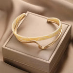 Load image into Gallery viewer, Korean Light Luxury White Shell Metallic Texture Bracelet Set for Women