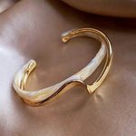 Load image into Gallery viewer, Korean Light Luxury White Shell Metallic Texture Bracelet Set for Women